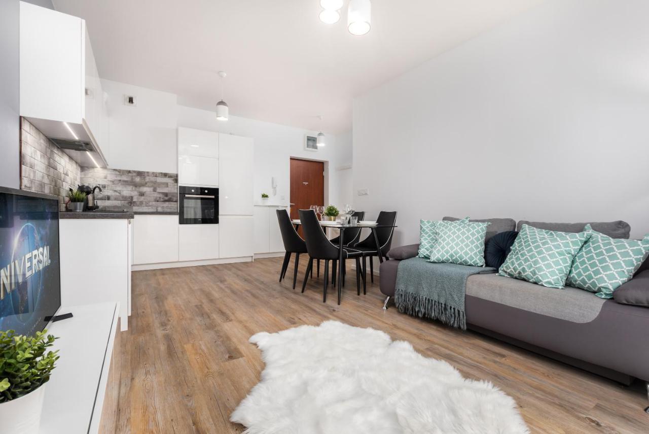 Rakowska 14A 1 Bedroom By Homeprime وارسو المظهر الخارجي الصورة
